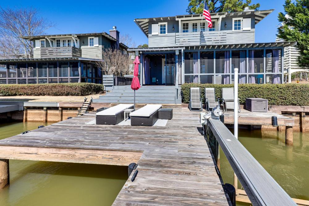 Lake Access and Boat Dock Getaway in Dadeville!
